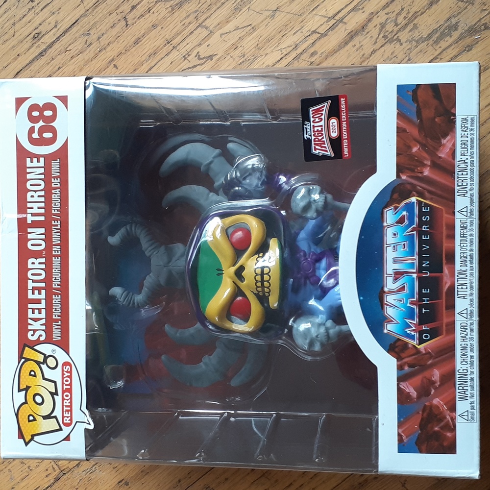 Skeletor on Throne Pop figure